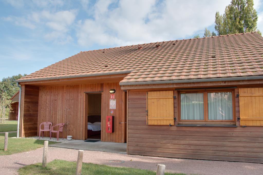 Le Chalet De La Foret Hotel 3 Etoiles Et Restaurant Vierzon Δωμάτιο φωτογραφία