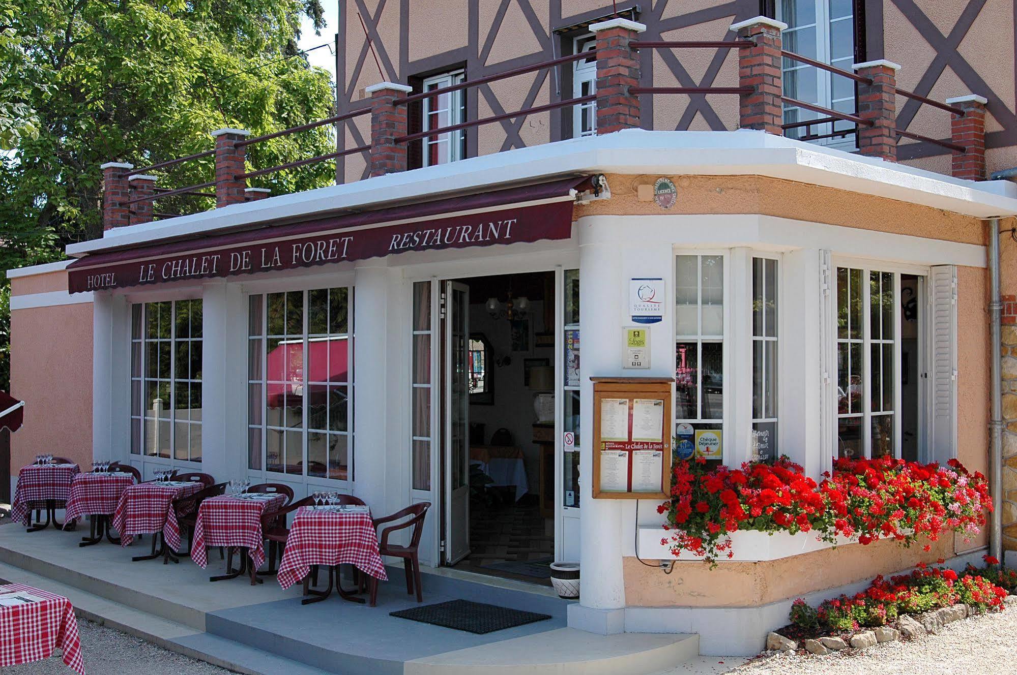 Le Chalet De La Foret Hotel 3 Etoiles Et Restaurant Vierzon Εξωτερικό φωτογραφία