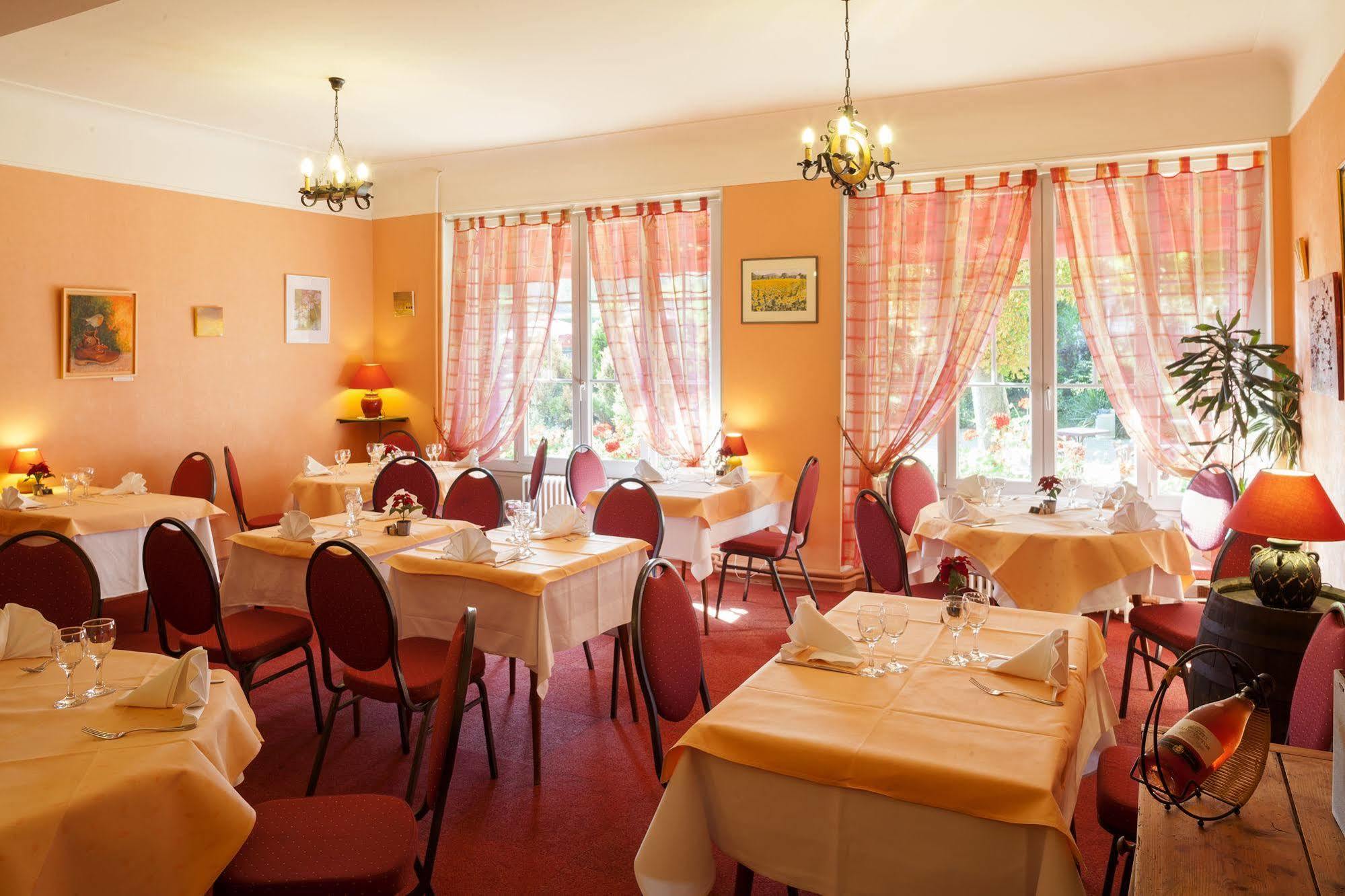 Le Chalet De La Foret Hotel 3 Etoiles Et Restaurant Vierzon Εξωτερικό φωτογραφία